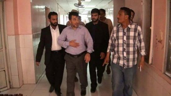 "حدث في آب".. وزير صحة الحوثيين يتفقد انتهاكات مليشياته