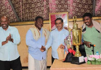 البحسني يكرم أندية المحافظة المتفوقة في بطولات الجمهورية(صور)