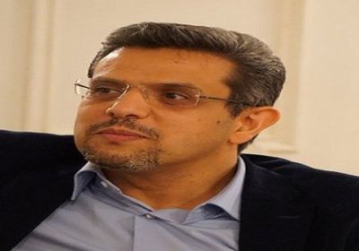 أكاديمي يمني ينتقد حكومة هادي.. لهذا السبب