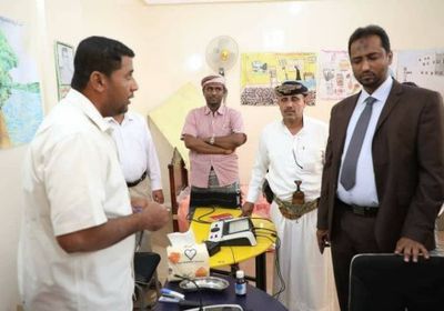 فريق لعلاج ضعاف السمع يزور جمعية رعاية الصم والبكم بالمهرة