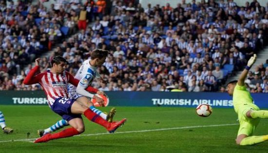 أتليتكو مدريد يفوز على ريال سوسيداد 2-0 في الدوري الإسباني