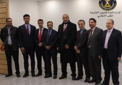 الزبيدي يصل لندن في إطار زيارة رسمية تستغرق عدة أيام