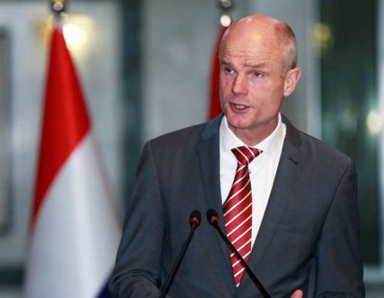 هولندا تستدعي سفيرها لدى إيران رداً على طرد موظفين