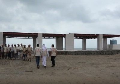 الهلال الإماراتي يفتتح مركز الإنزال السمكي في منطقة الكدحة بتعز (فيديو)