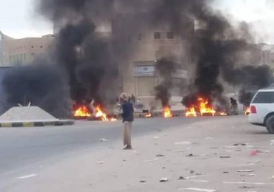 عصيان مدني في سيئون وقوات الأمن تعتقل أحد الشباب الغاضبين (صور)