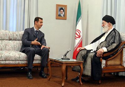  إيران تؤكد عدم علم " ظريف " بزيارة الأسد