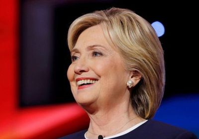 " كلينتون " تحسم الجدل حول ترشحها للانتخابات الأمريكية
