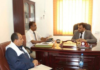 "العبودي" يوجه بسرعة تذليل الصعوبات التي تواجه الأطباء في المهرة