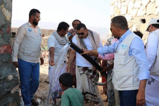 محافظ سقطرى يفتتح عدد من مشاريع مياه الريف في مناطق نوجد (صور)