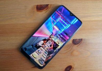 تعرف على مميزات هاتف أوبو الجديد Realme 3