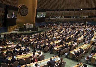 دبلوماسي سابق يُحرج الأمم المتحدة بتساؤل عن حجور