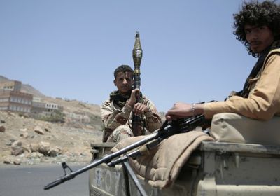 الحوثيون يسحبون مقاتليهم من نهم وصرواح الى حجور 