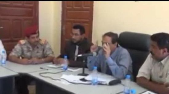 تشكيل لجنة لمتابعة تحصيل المتأخرات المستحقة لوزارة الكهرباء بشبوة