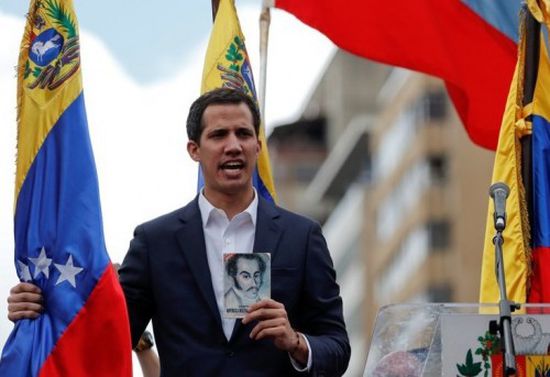 بسبب استقباله "غوايدو".. الحكومة الفنزويلية تطرد سفير ألمانيا