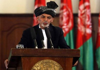 جنرال: الرئيس الأفغاني يدعم مباحثات السلام بين أمريكا وطالبان