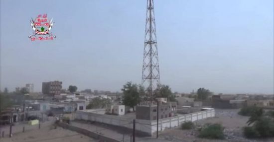 قصف حوثي مكثف على مواقع العمالقة في التحيتا بالحديدة