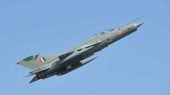 سقوط طائرة حربية هندية على حدود باكستان