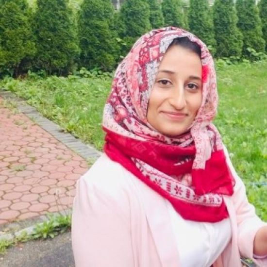 مجلة العربي الأمريكي تكرم الناشطة سمر اليافعي