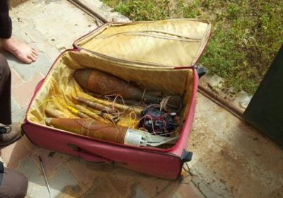 إحباط تفجير عبوة ناسفة داخل حقيبة يحملها طفل بليبيا (تفاصيل)