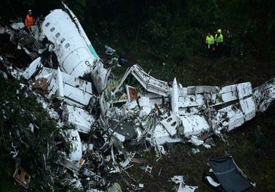 مصرع 12 شخصاً في تحطم طائرة بكلومبيا