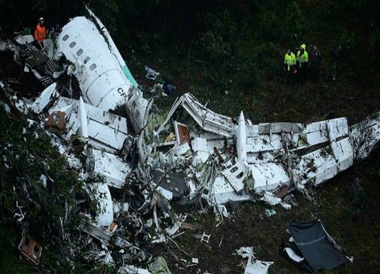 مصرع 12 شخصاً في تحطم طائرة بكلومبيا