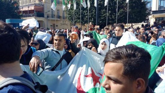 جامعات الجزائر تعترض على مد "أجازة الربيع"