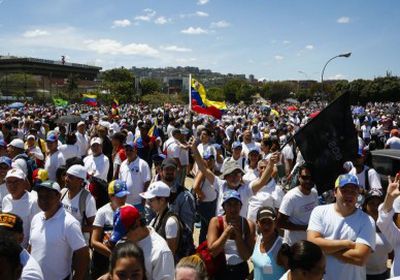 بولتون يهاجم الرئيس الفنزويلي "مادورو"