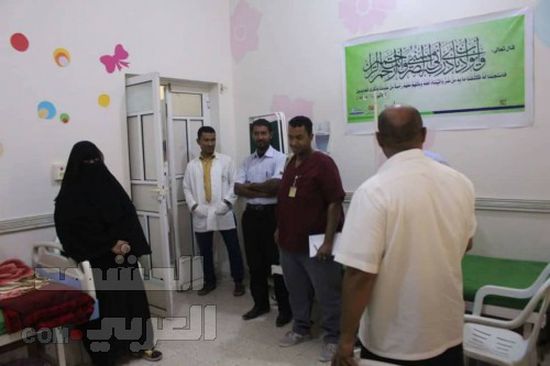 وفد مستشفى الملك فيصل يزور المركز الوطني لعلاج الأورام بوادي حضرموت (صور)