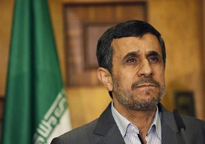 "نجاد" يعترف بقيامه بمفاوضات سرية بين إيران وأمريكا