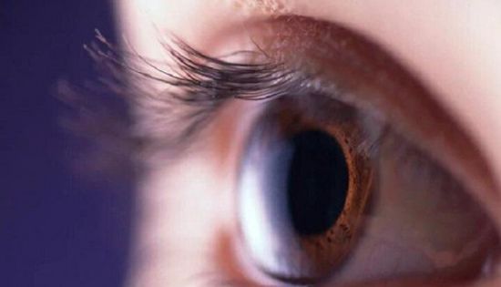 دراسة حديثة : الصداع النصفي يسبب جفاف العين
