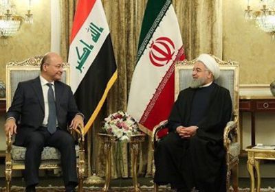 سياسي: العراق يُضحي بشعبه من أجل إيران