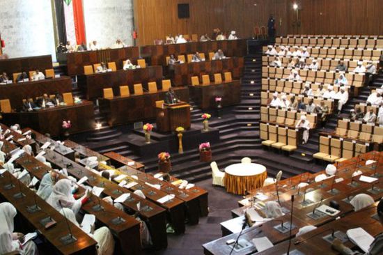 البرلمان السوداني يقلص مدة حالة الطوارئ إلى 6 أشهر