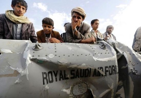 صناعة التطرف.. الحوثيون يدمرون الهوية اليمنية (فيديو)