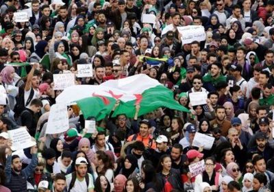 الاتحاد العام لعمال الجزائر يدعو للتغيير السلمي بالسلطة