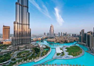 بالأرقام.. الإمارات تخفض رسوم السياحة والضيافة