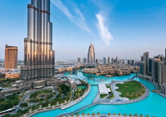 بالأرقام.. الإمارات تخفض رسوم السياحة والضيافة