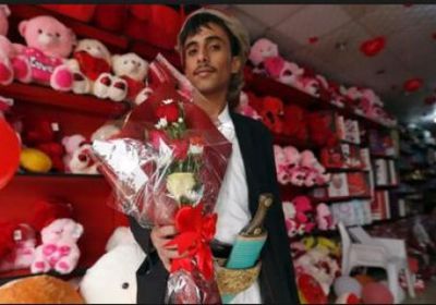 الحوثيون يحاكمون 14 شاباً بصنعاء بتهمة الاحتفال بعيد الحب (تفاصيل حصرية)