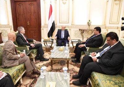 هادي يلتقي سفير الولايات المتحدة لدى اليمن