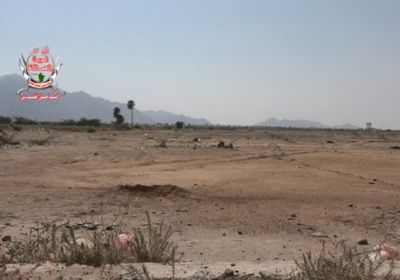 قصف حوثي مكثف على مواقع العمالقة في حيس