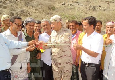 قائد اللواء الخامس يتبرع بـ2 مليون ريال لمدرسة الضباب بحالمين في لحج