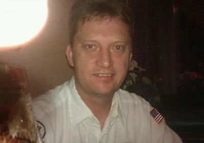 السلطات الإيرانية تمنع جندي أمريكي محتجز من التواصل مع عائلته