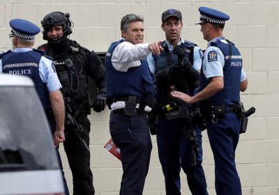 الشرطة النيوزلندية توجه خطاباً للمسلمين بتحية الإسلام تضامناً مع الضحايا