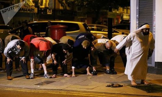 بعد مذبحة نيوزيلندا.. تفاصيل اعتداء عنصري آخر على مسلمين بلندن