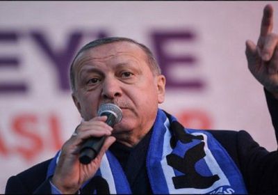 أنصار أردوغان يتشاجرون على " الشاي "