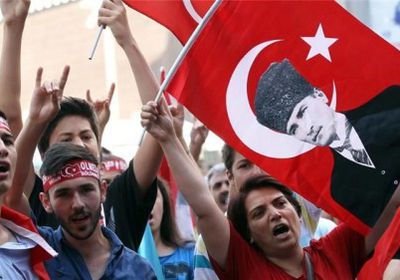 بالأرقام.. تراجع نسبة الشباب المتدين في تركيا