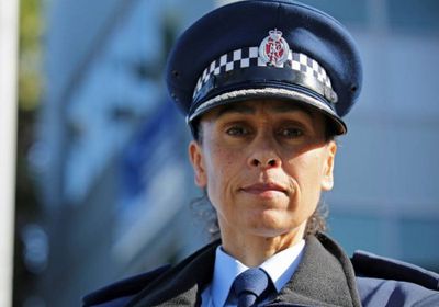 تعرف على الضابطة النيوزلندية التي أخفت إسلامها 20 عاماً