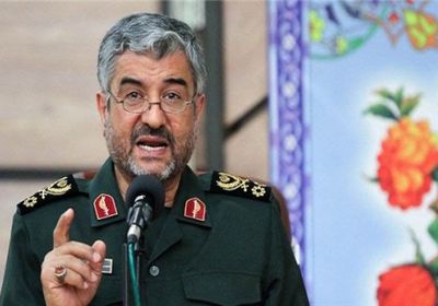 الحرس الثوري الإيراني يعترف بتجنيد 200 ألف عنصراً بالعراق وسوريا