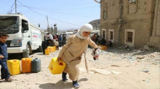 اغتيال "أطفال المياه".. ملائكة يروون عطش تعز والإرهاب الحوثي الإخواني يقصفهم