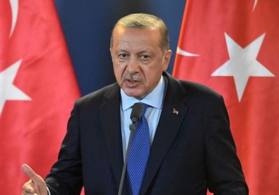 كاتب روسي: تركيا تتعرض لكارثة اقتصادية