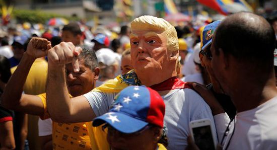 فنزويلا تتوقع هجمات أمريكية جديدة على أهداف مدنية